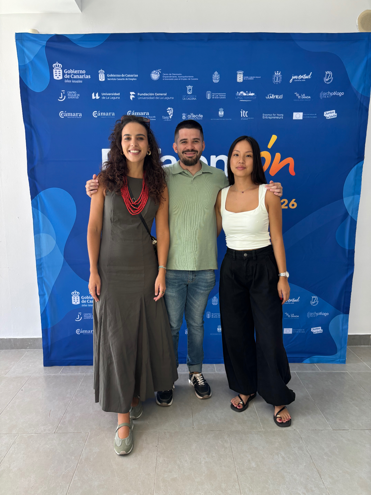 El equipo de LATIDOS posando juntos